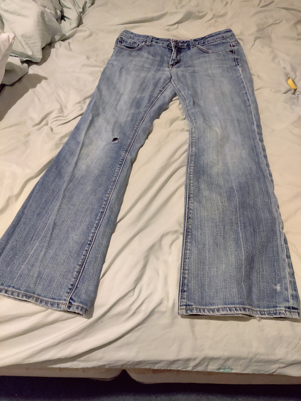 VTG Y2K Express Mia Bootleg Flare Jeans Size 6 s🦋